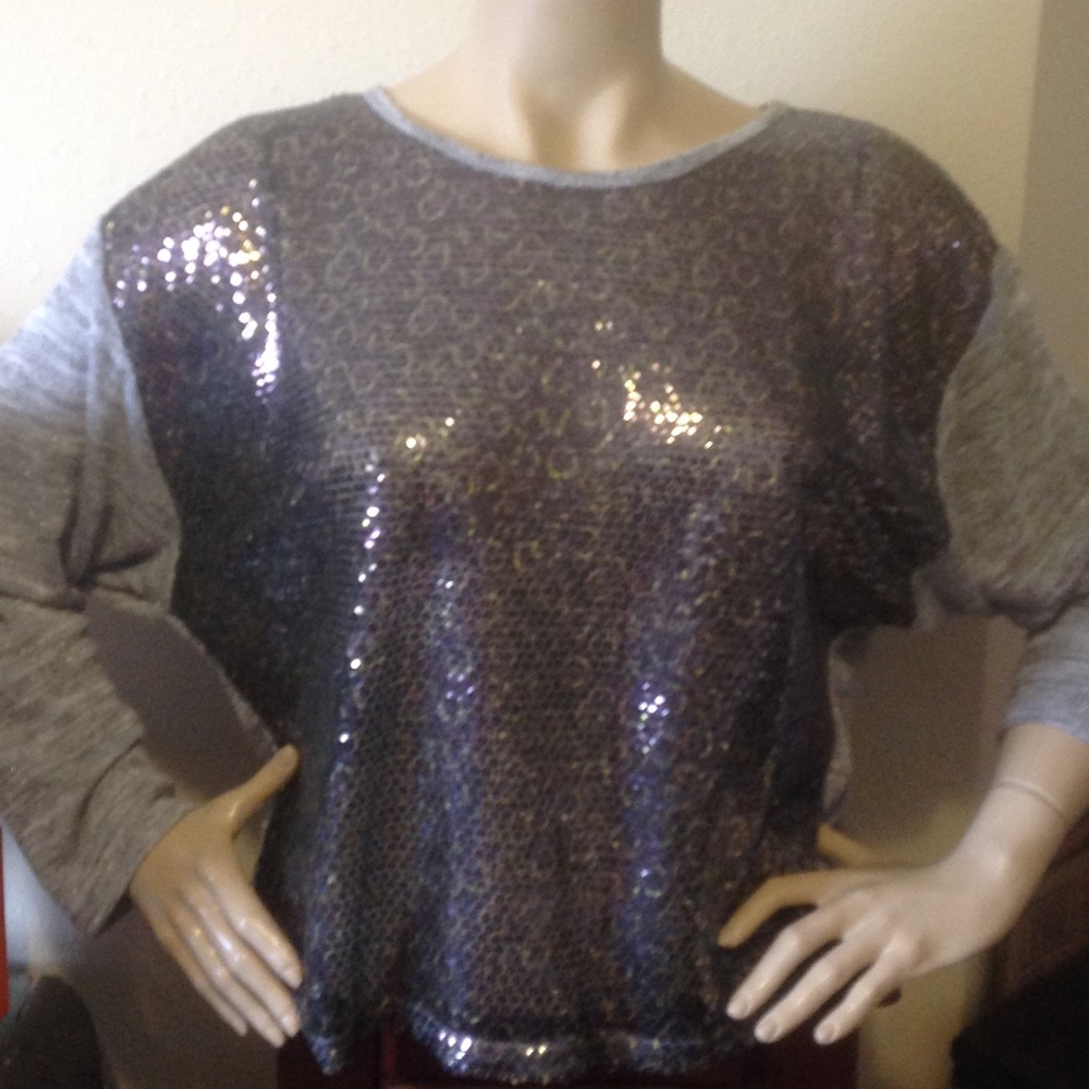 Sequence Short Blouse